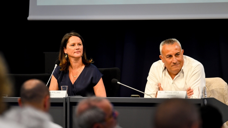 La séance du conseil métropolitain à la Cité des congrès © Thierry Mezerette pour Nantes Métropole.