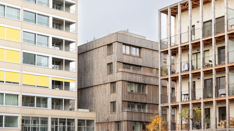 Ce nouveau « morceau de ville » de 2,7 hectares regroupe 178 logements, 11 000 m² de bureaux, 1 600 m² de commerces et 600 m² de locaux artisanaux, répartis en 6 projets immobiliers. © Garance Wester Ce nouveau « morceau de ville » de 2,7 hectares regroupe 178 logements, 11 000 m² de bureaux, 1 600 m² de commerces et 600 m² de locaux artisanaux, répartis en 6 projets immobiliers. © Garance Wester