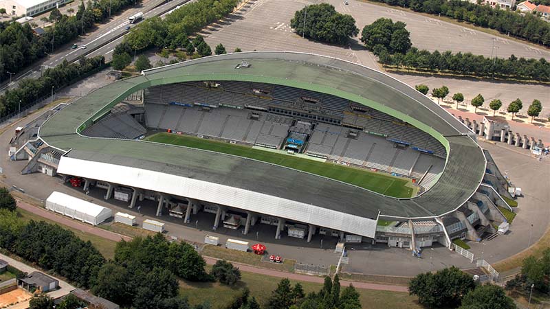 Vue aérienne du stade de La Beaujoire. Vue aérienne du stade de La Beaujoire.